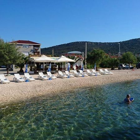 Providenca Appartement Vinišće Buitenkant foto