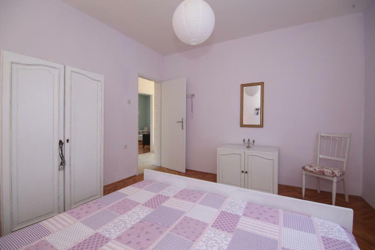 Providenca Appartement Vinišće Buitenkant foto