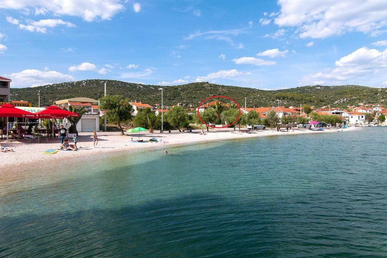 Providenca Appartement Vinišće Buitenkant foto